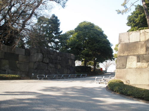 Site of the inner gate as seen from inside the masugata