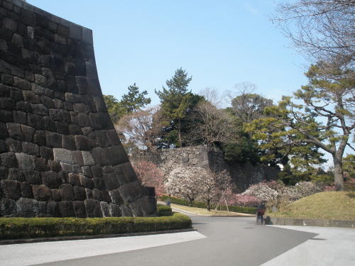 二ノ丸喰違門と上梅林門があった場所１