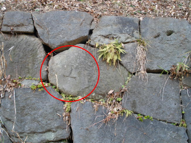 Stone mark near the inner gate (1)