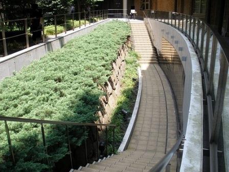 Overall view of the stone wall exhibition area seen from above